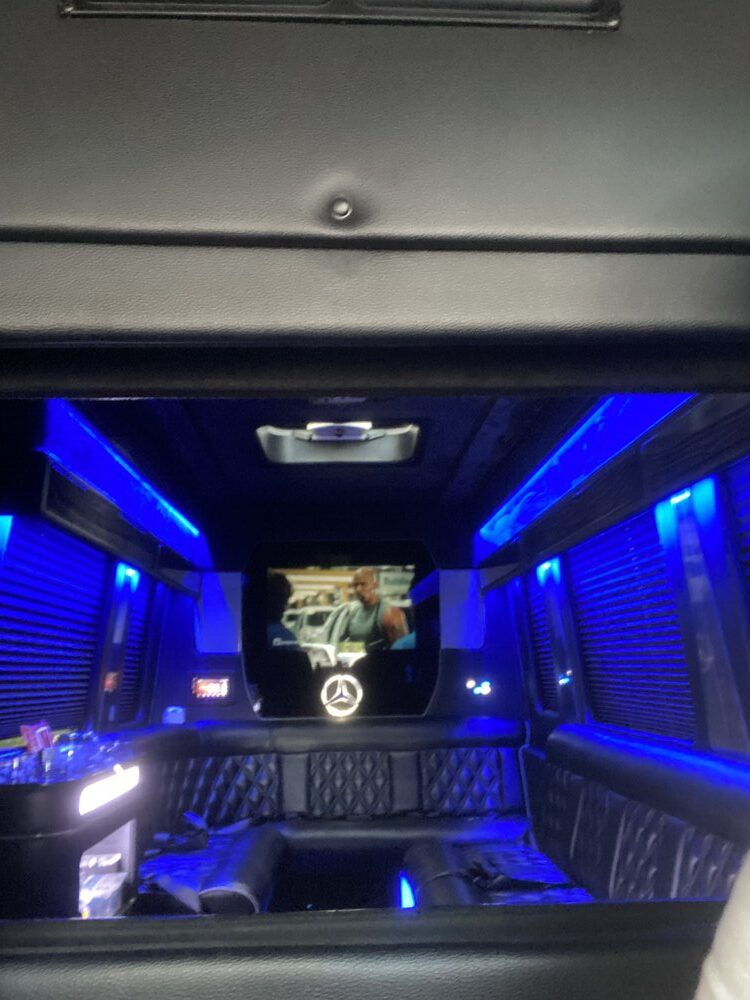 Executive black car Memphis